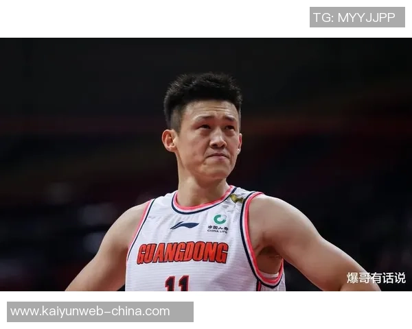 周鹏：从篮球场上的拼搏者到生活中的榜样，见证奋斗与坚持的力量